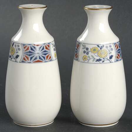 Cathay Salt & Pepper Set