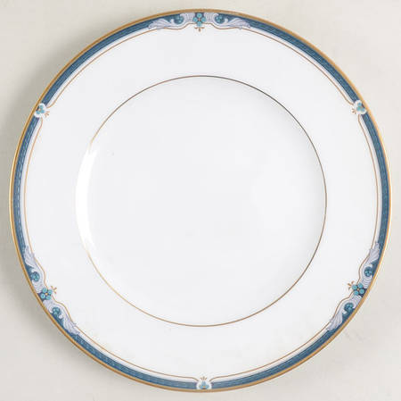Cafe Versailles Salad Plate