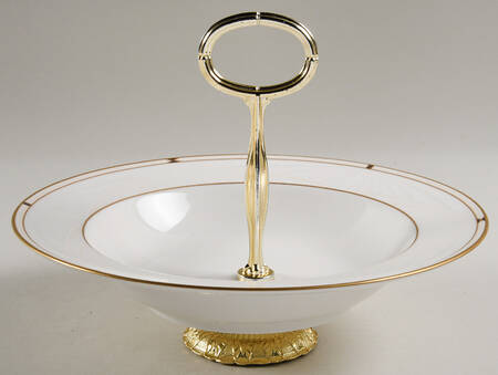 Cecile 6"-7" Handled Footed Nut Dish HC