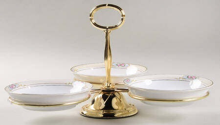 The Celtic 7" x 12" 3-Part Relish & Metal Stand (FR) HC