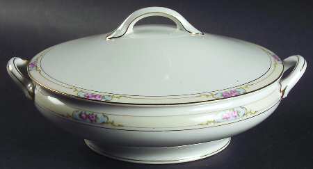 The Celtic Round Covered Vegetable