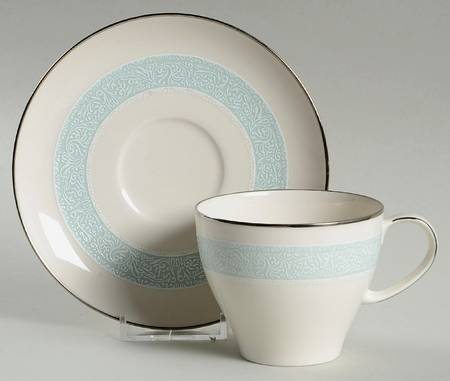 Celia Flat Cup & Saucer Set
