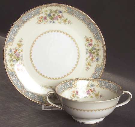 Cerulean Footed Cream Soup Bowl & Saucer Set