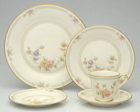 Cervantes 40 Piece Estate Set by Noritake