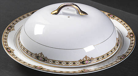 The Ceylon Muffin Dish & Lid