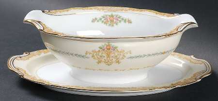 Chadwick Gravy Boat with Attached Underplate