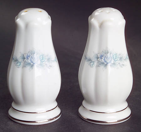 Chadbourne Salt & Pepper Set