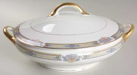 Chalfont Round Covered Vegetable