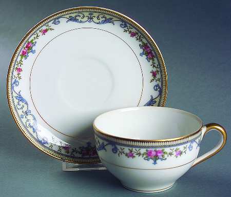Chanlake Oversized Cup & Saucer Set