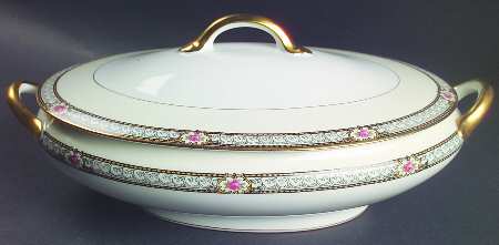 Chanbard Oval Covered Vegetable