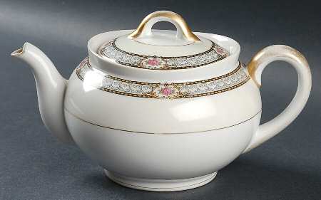 Chanbard Teapot & Lid