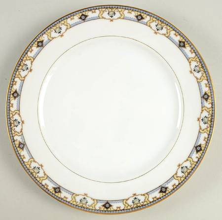 Chandella Luncheon Plate