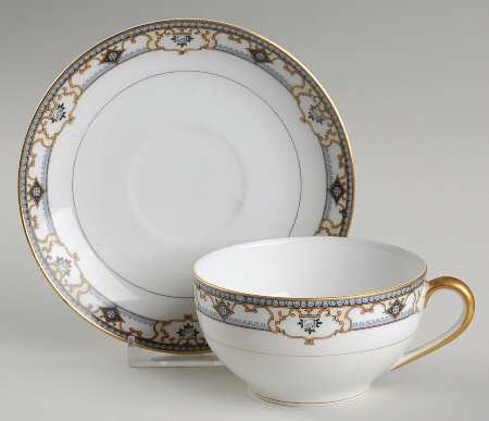 Chandella Flat Cup & Saucer Set