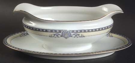 Chanesta Gravy Boat with Attached Underplate