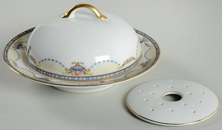 Chanking Round Covered Butter with Strainer