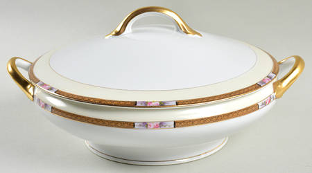 Chanossa Round Covered Vegetable