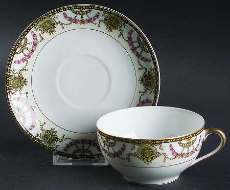 Chantaro Flat Cup & Saucer Set