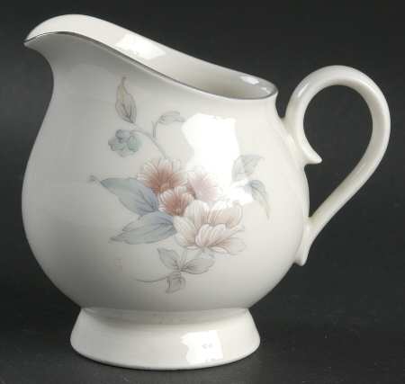 Chanteuse Creamer