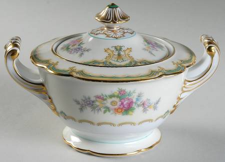 Chariton Sugar Bowl & Lid
