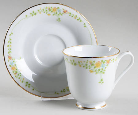 Charlene Footed Cup & Saucer Set