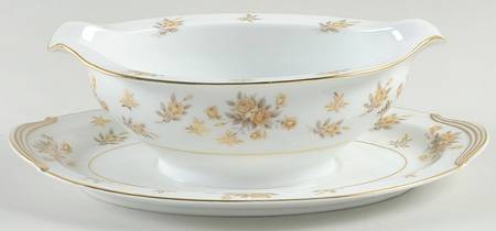 Charlene Gravy Boat with Attached Underplate