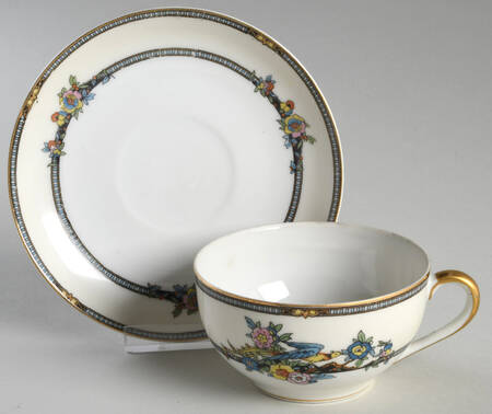 Charmeuse Flat Cup & Saucer Set