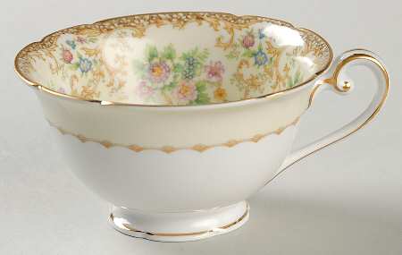 Charmis Footed Cup