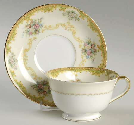 Charoma Footed Cup & Saucer Set