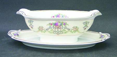 Chatsworth Gravy Boat with Attached Underplate