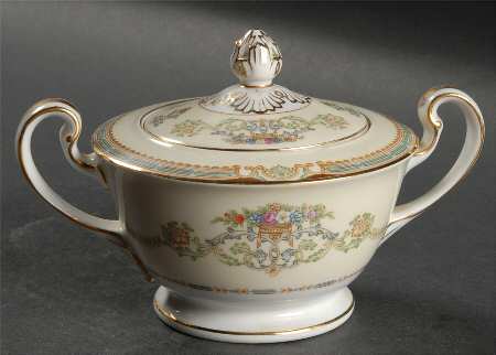 Chatsworth Sugar Bowl & Lid