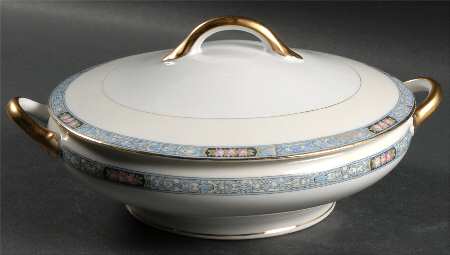 Chatsworth Round Covered Vegetable
