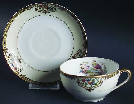 Chelsea Flat Cup & Saucer Set