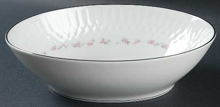 Cheri 9" Oval Vegetable Bowl