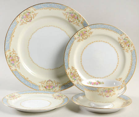 Chevonia 5 Piece Place Setting