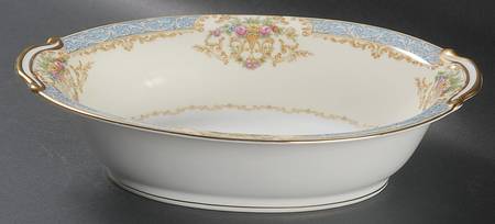 Chevonia 9" Oval Vegetable Bowl