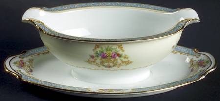 Chevonia Gravy Boat with Attached Underplate