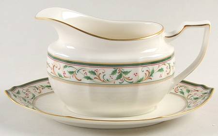 Christmas Garland Gravy Boat & Underplate (Relish/Butter)