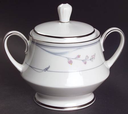 Chelsea Morn Sugar Bowl & Lid
