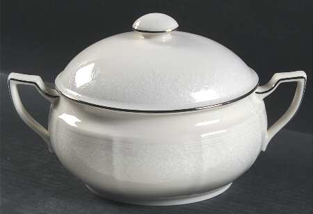 Chandon Platinum Oval Covered Vegetable