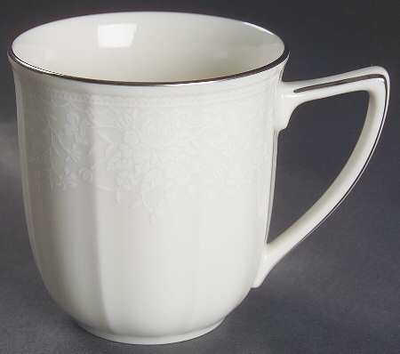 Chandon Platinum Mug