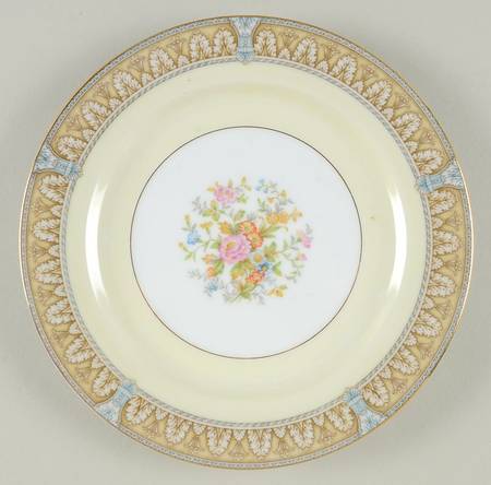 Claire Luncheon Plate