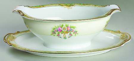 Claremont Gravy Boat with Attached Underplate