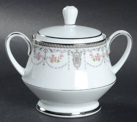 Clarice Sugar Bowl & Lid
