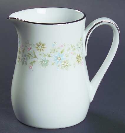 Clarinda Mini Creamer