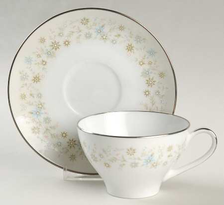 Clarinda Flat Cup & Saucer Set