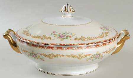 Claudette Round Covered Vegetable