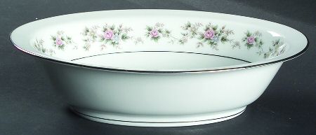Closter 9" Oval Vegetable Bowl