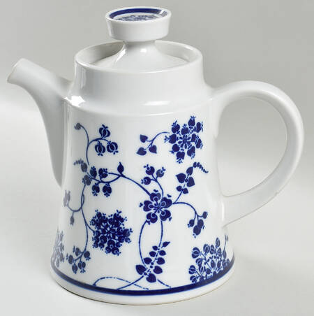 Clinging Vine Tea/Coffee Pot & Lid
