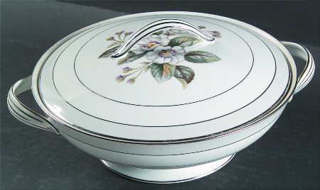 Cobina Round Covered Vegetable