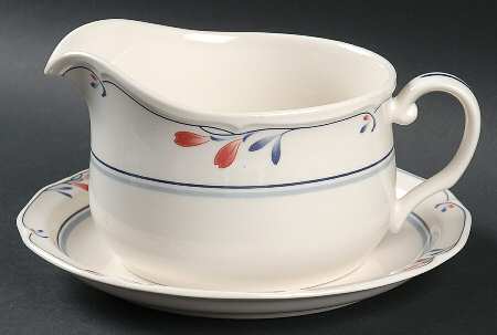Copper Bud Rd Gravy Boat & Stand (Uses Bread & Butter Plate)